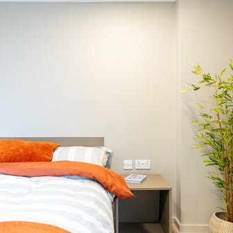 Platinum Studio Floors 1-6 - Image 2